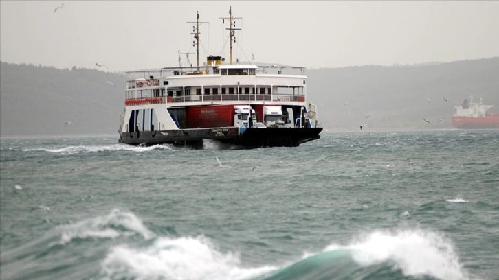 Bozcaada'ya yarınki feribot seferlerinden bazıları fırtına nedeniyle yapılamayacak