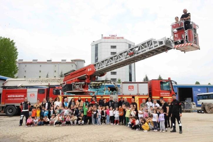 Bozüyük’te miniklere yangın eğitimi
