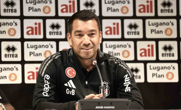 Bronckhorst: &quot;İki maçın sonunda gruplara kalmış olmayı istiyoruz&quot;