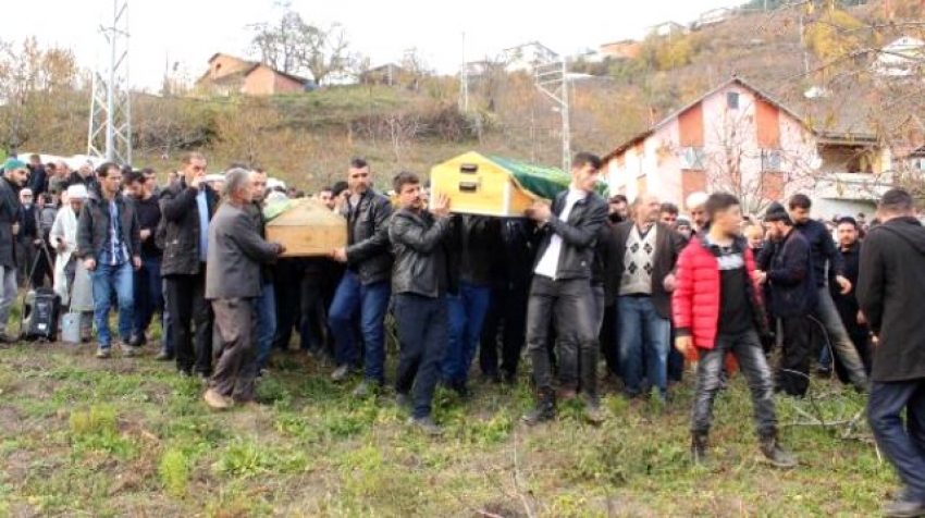 Bu köyde 'Ölüm kol geziyor'