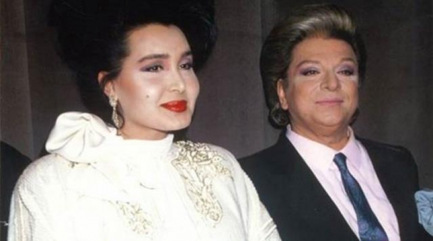 Zeki Müren ve Bülent Ersoy'un dudak dudağa pozu yeniden gündem oldu