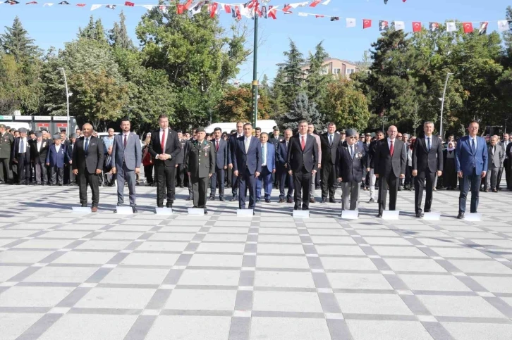 Burdur Gaziler Derneği Başkanı Okyar: "Bölüşürsek tokuz, bölünürsek yok oluruz”
