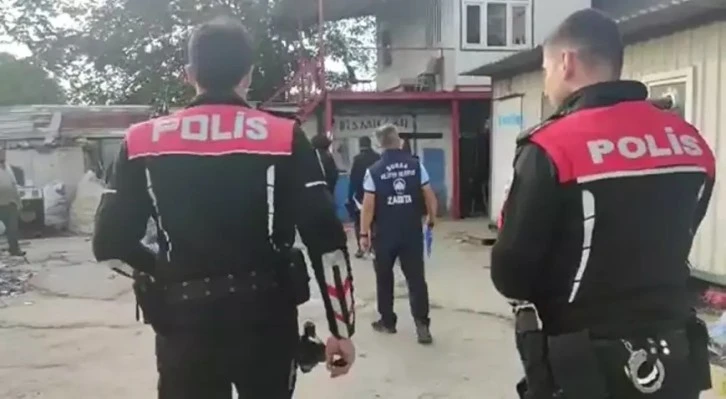 Bursa'da çalıntı akü ticareti yapanlara baskın! 