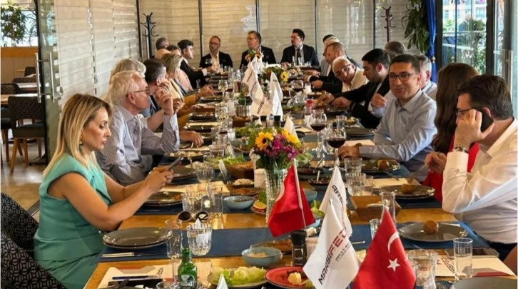 Bursa’da “Halka Arz ve Finansal Çözümler” konulu toplantı