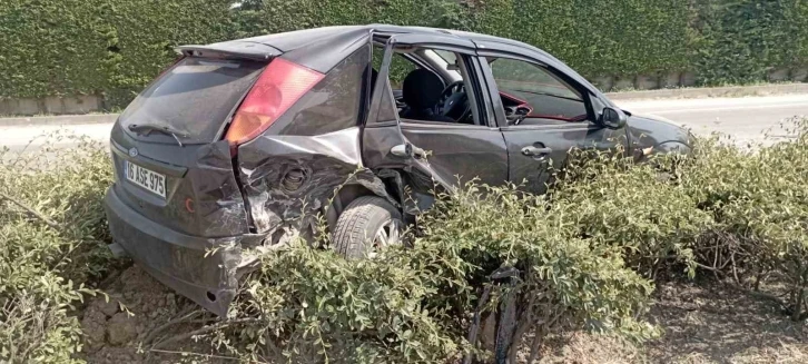 Bursa’da iki otomobilin karıştığı kaza