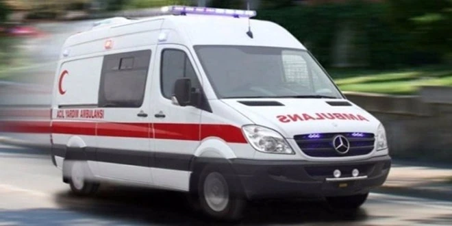 Bursa'da sürücüsünün idaresinden çıkan minibüs devrildi