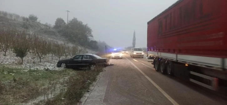 Bursa'da yağışlı hava kazaya sebep oldu: 3 yaralı