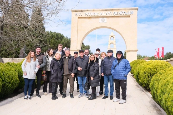 Bursa Fan Kulüp,  Çanakkale Zaferi’nin 108. Yıldönümünde şehitleri andı