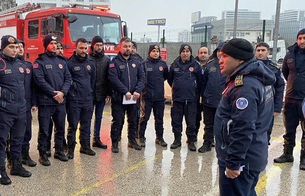 Bursa itfaiyesi deprem bölgesine gidiyor