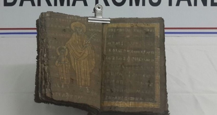 800 yıllık el yazması İncil ele geçirildi