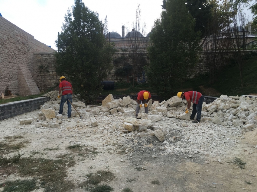 İstanbul’un göbeğinde tarihi buluntulara ulaşıldı