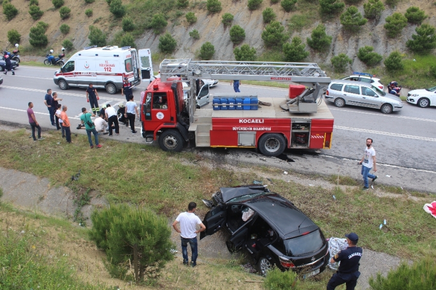 Kocaeli’de feci kaza: 2 ölü, 4 ağır yaralı