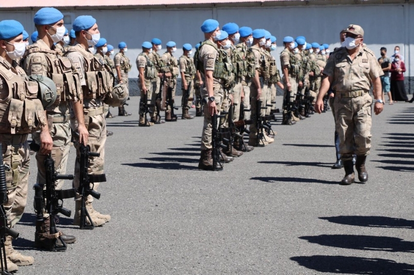 Bingöl’den komandolar Suriye’ye uğurlandı