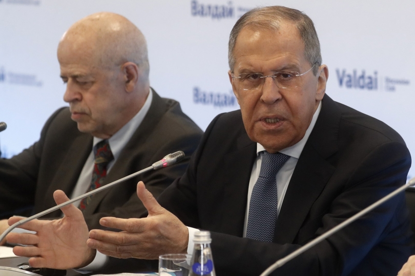 Lavrov: "Türkiye ile ilişkilere değer veriyoruz"