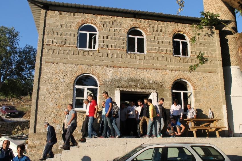 Bursa'da 25 yıldır ezan okunmayan köyde cami sevinci