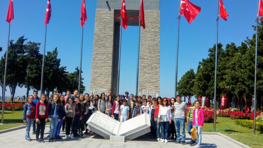 Karacabey Belediyesi’nden başarılı öğrencilere 'Çanakkale' sürprizi