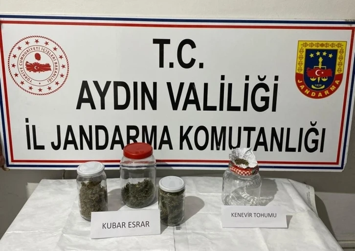 Cam kavanoz içinde uyuşturucu ele geçirildi
