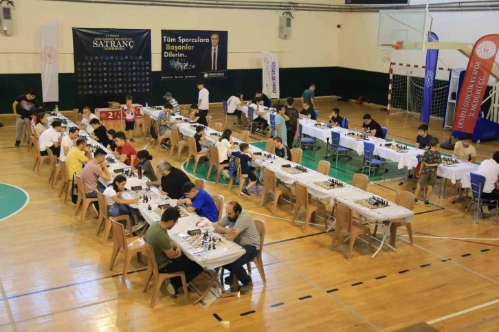Çameli Belediyesi ELO Satranç Turnuvası devam ediyor
