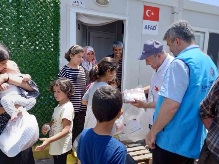 Camiler arası kardeşlik ile çocukların yüzü güldü
