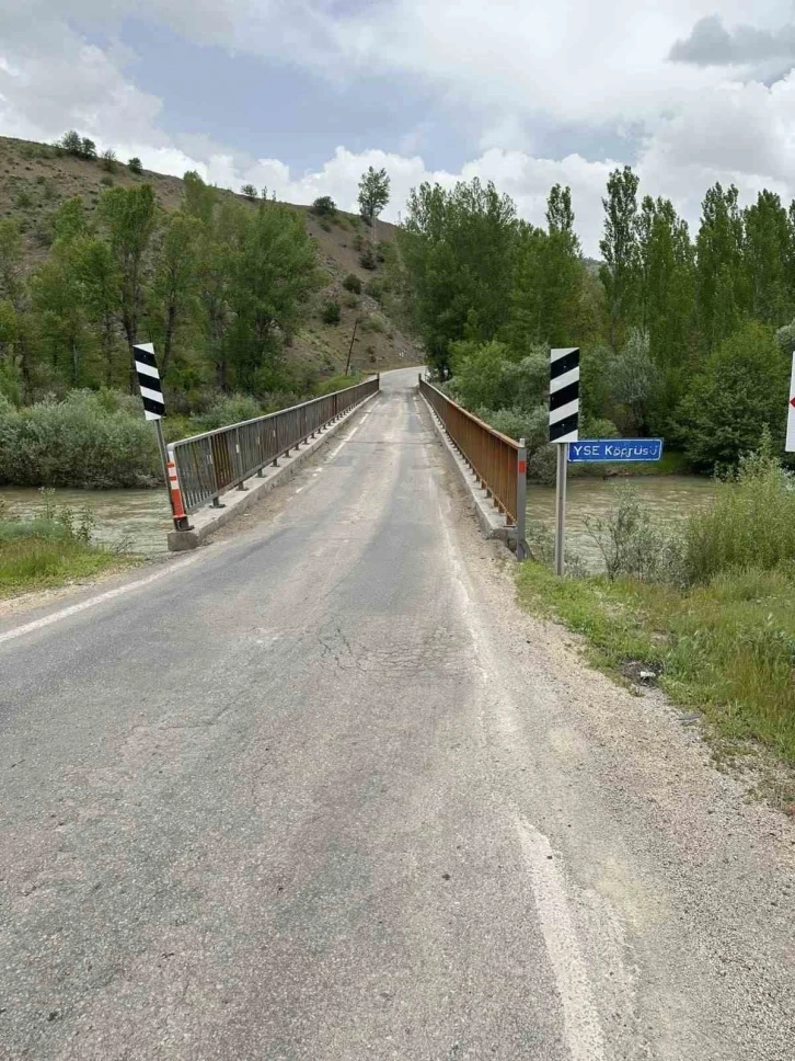 Çamoluk’ta Ecel Köprüsü yeniden yapılıyor
