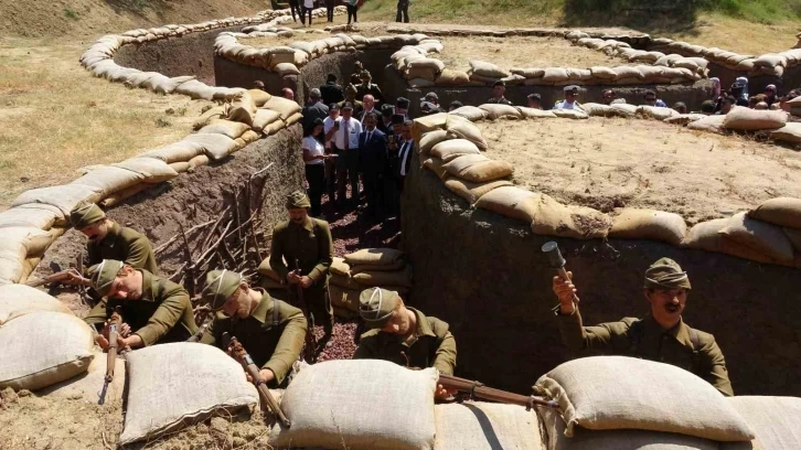 Çanakkale Savaşı siperlerde canlandırıldı
