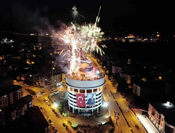 Çaycuma’da fener alayına yoğun katılım gerçekleşti
