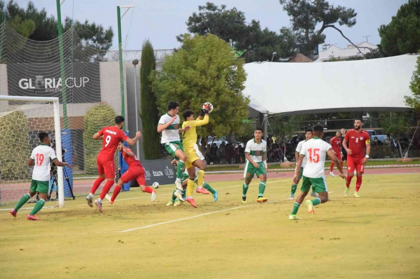 Afganistan Futbol Milli Takımı Antalya’da kamp yapıyor