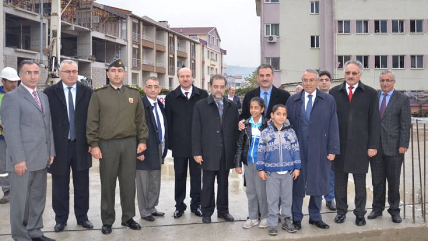 Gemlik’e bir spor salonu daha