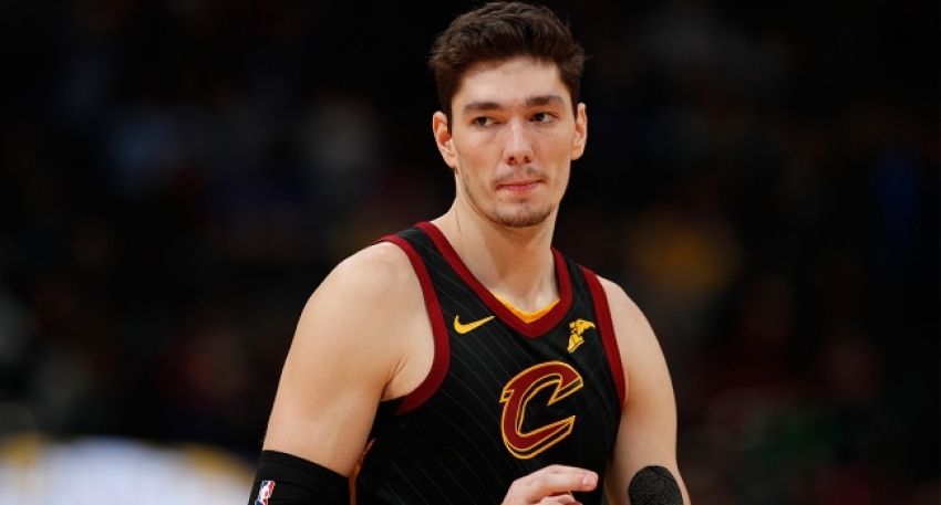 Cedi Osman'ın 21 sayısı galibiyet için yetmedi