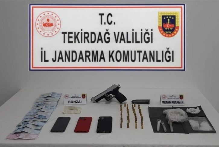 Çerkezköy’de uyuşturucu ve silah ele geçirildi, 2 kişi tutuklandı