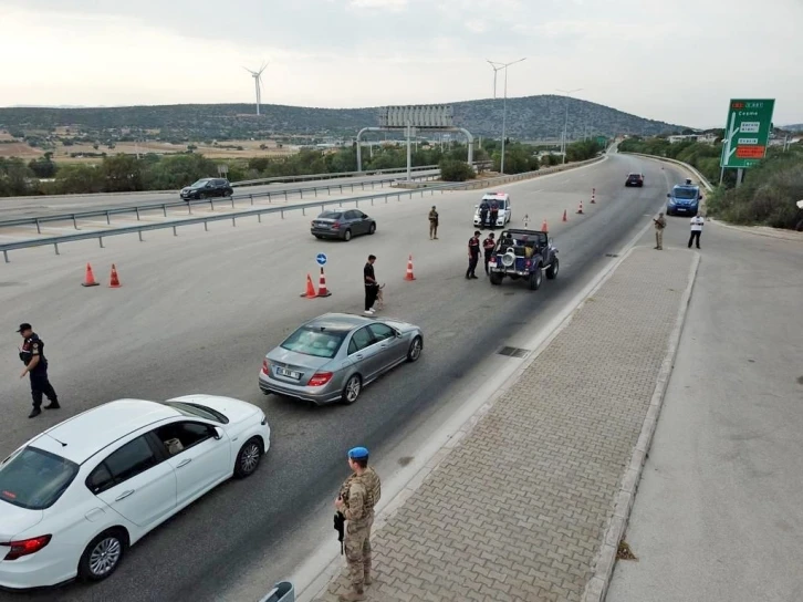 Çeşme’de huzur için  polis ve jandarmadan sıkı denetim
