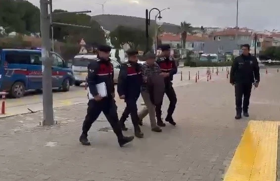 Çeşme’de karı-kocayı vurup katil olan eski muhtar tutuklandı
