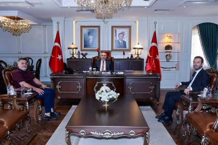 Ceyhan Belediye Başkanı Aydar, Vali Köşger ile Ceyhan yatırımlarını görüştü

