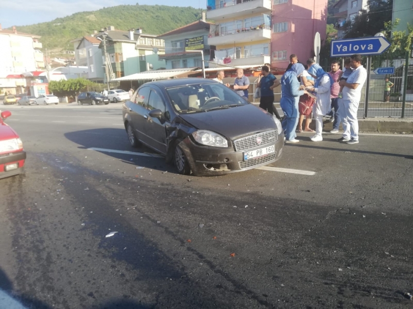 Kocaeli’de trafik kazası: 3 yaralı