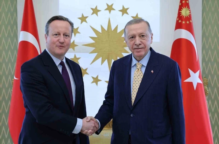 Cumhurbaşkanı Erdoğan, Birleşik Krallık Dışişleri Bakanı Cameron’u kabul etti
