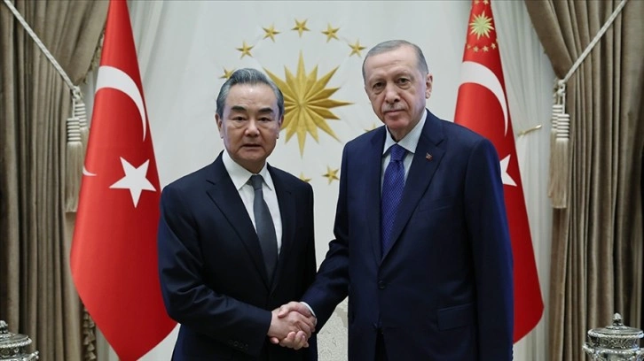 Cumhurbaşkanı Erdoğan, Çin Komünist Partisi Merkez Komitesi Politbüro Üyesi Wang Yi'yi kabul etti