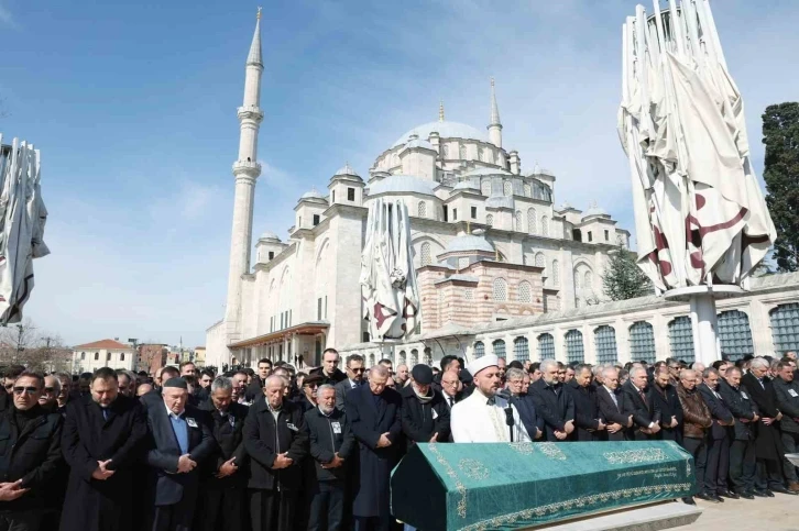 Cumhurbaşkanı Erdoğan, iş adamı Kemal Coşkun’un cenaze törenine katıldı