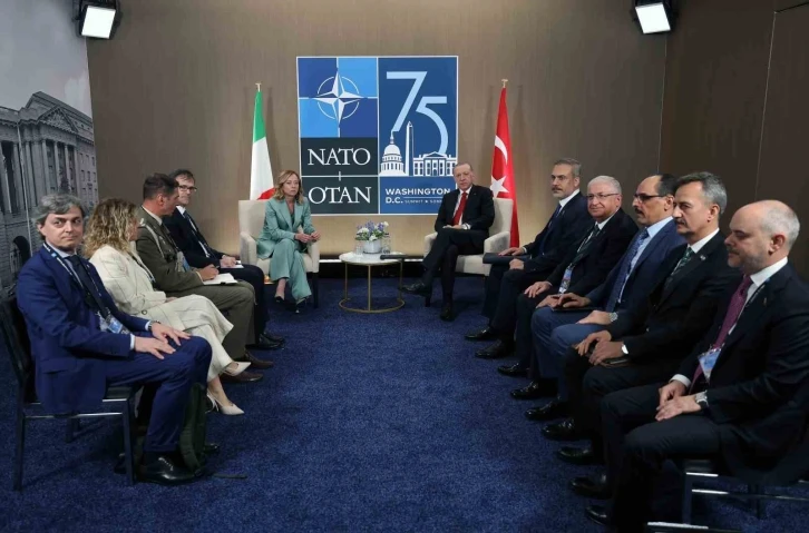 Cumhurbaşkanı Erdoğan, İtalya Başbakanı Giorgia Meloni ile bir araya geldi
