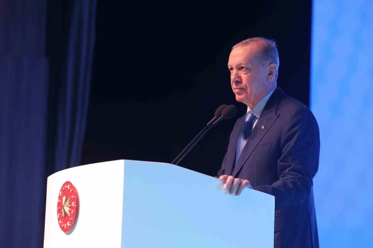 Cumhurbaşkanı Erdoğan: "Bu kılıçları kime çekiyorsunuz, şimdi bunlarla ilgili araştırmalar yapılıyor"
