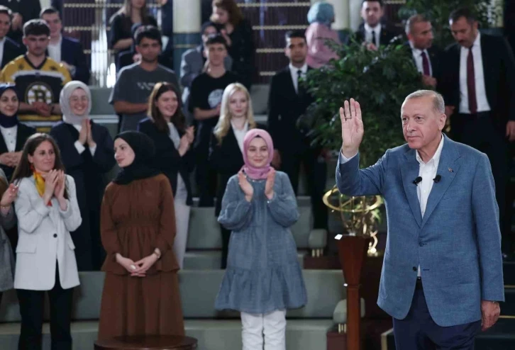 Cumhurbaşkanı Erdoğan: "HÜDA PAR’ın terör örgütüyle alakası yok, öyle olsa birlikte yol yürümemiz mümkün olmazdı"
