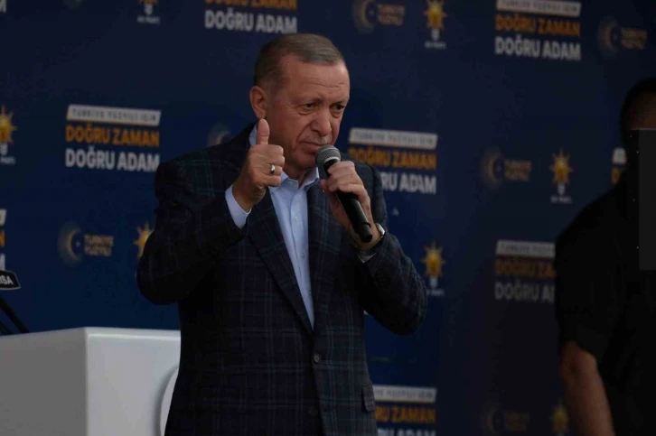 Cumhurbaşkanı Erdoğan: "Önümüzü kimse kesemez, yeter ki bu namertlere bu ülke bırakılmasın"
