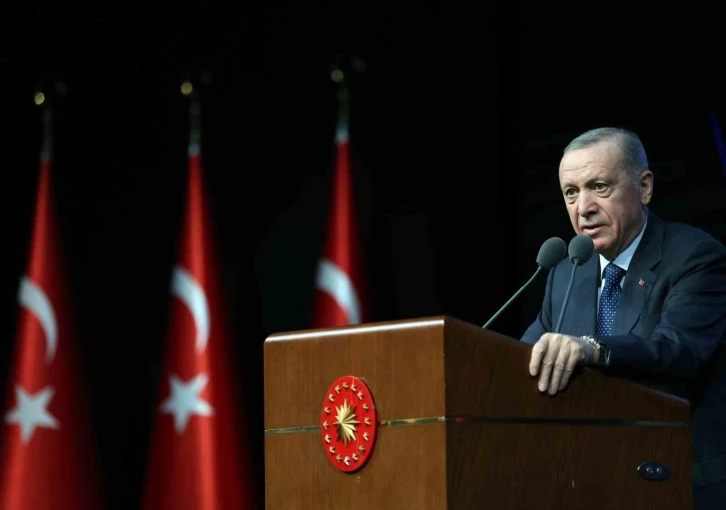 Cumhurbaşkanı Erdoğan: "Terör örgütlerinin siyasete alenen müdahale ettiği sahnelerle karşılaştık"
