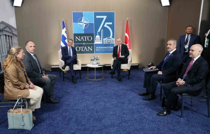 Cumhurbaşkanı Erdoğan, Yunanistan Başbakanı Miçotakis ile bir araya geldi
