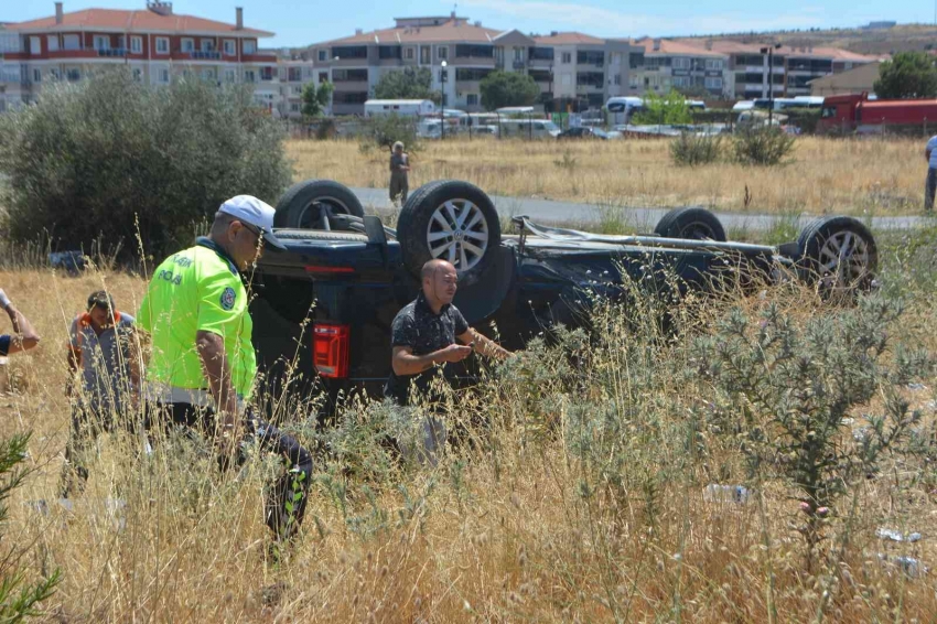 Ayvalık’ta 2 araç çarpıştı, 5 kişi yaralandı