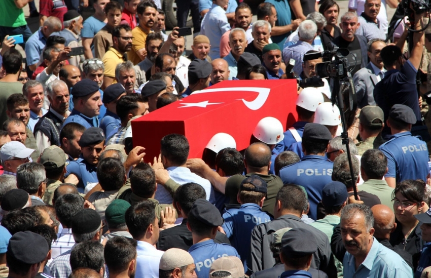 Şehit Uzman Çavuş Erzurum’da son yolculuğuna uğurlandı