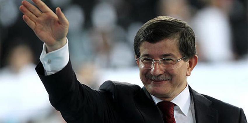 Davutoğlu müjdeyi Twitter'dan verdi