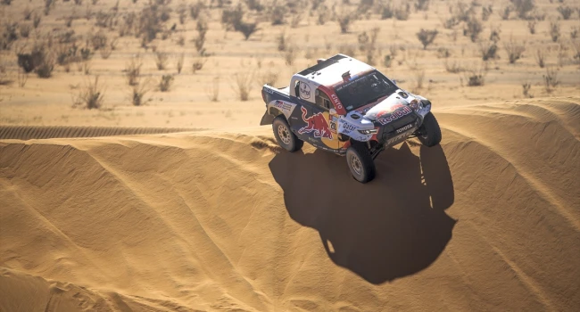 Dakar Rallisi başladı