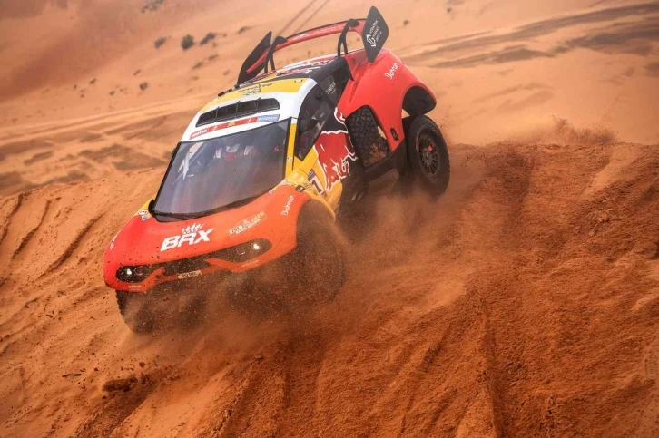 Dakar Rallisi’nin 10. etabını Sebastien Loeb kazandı
