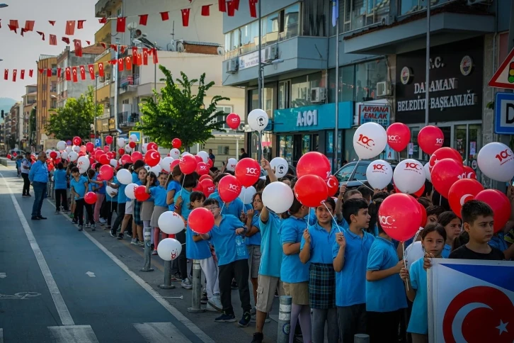 Dalaman’da Cumhuriyet yürüyüşü
