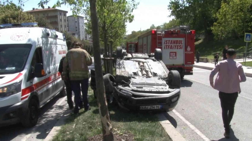 Ümraniye’de ’kasis’ kazası: Araç takla atarak savruldu